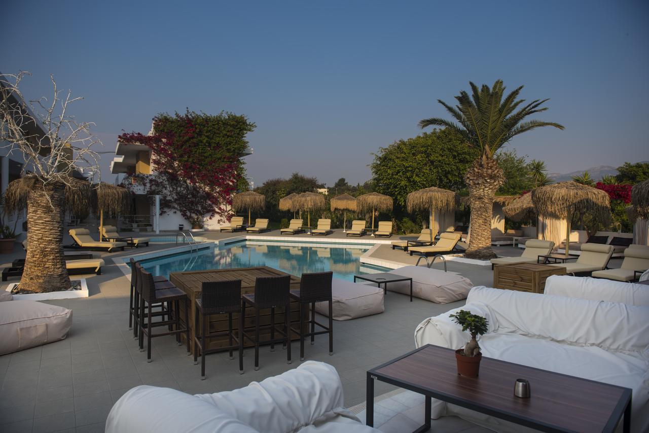 Golden Star Relax Hotel - Adults Only 16 Plus Tigkaki  Bagian luar foto