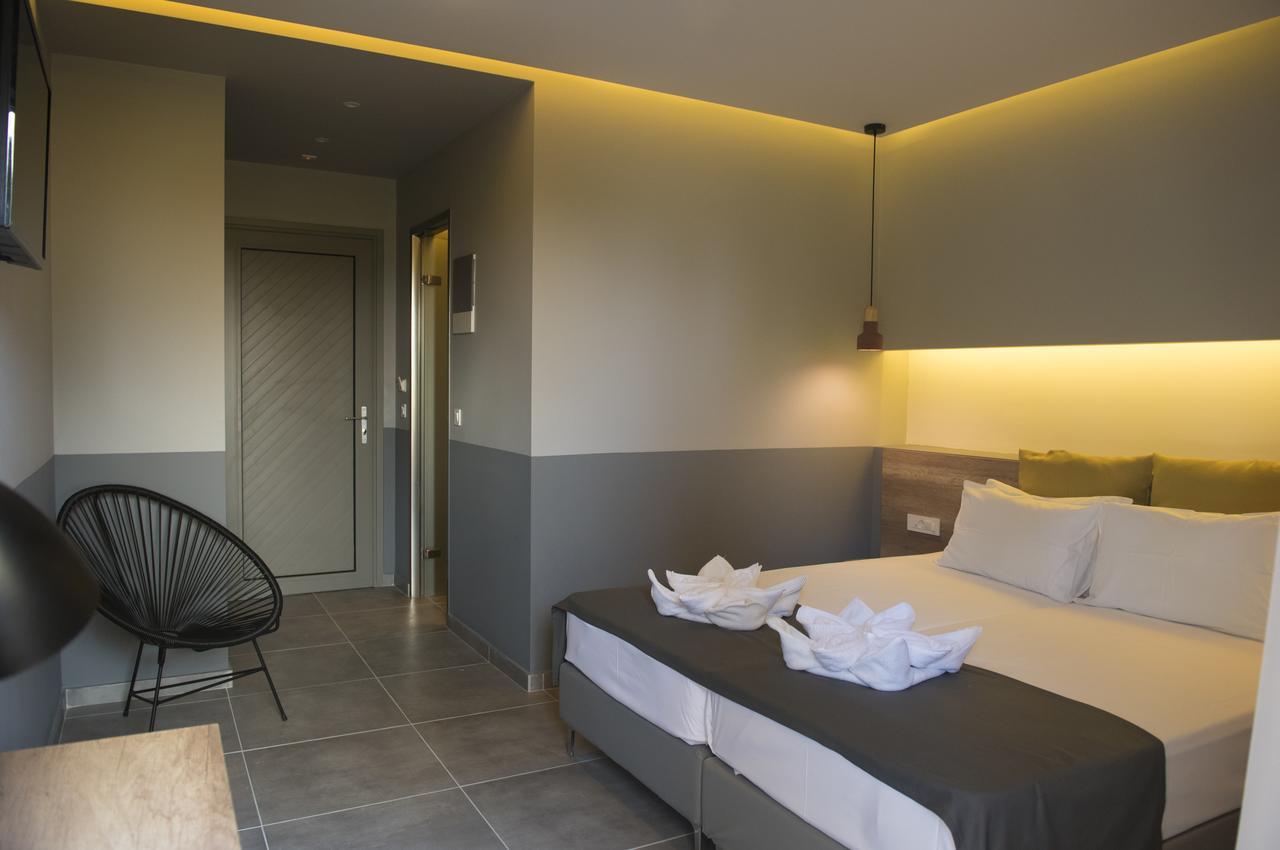 Golden Star Relax Hotel - Adults Only 16 Plus Tigkaki  Bagian luar foto