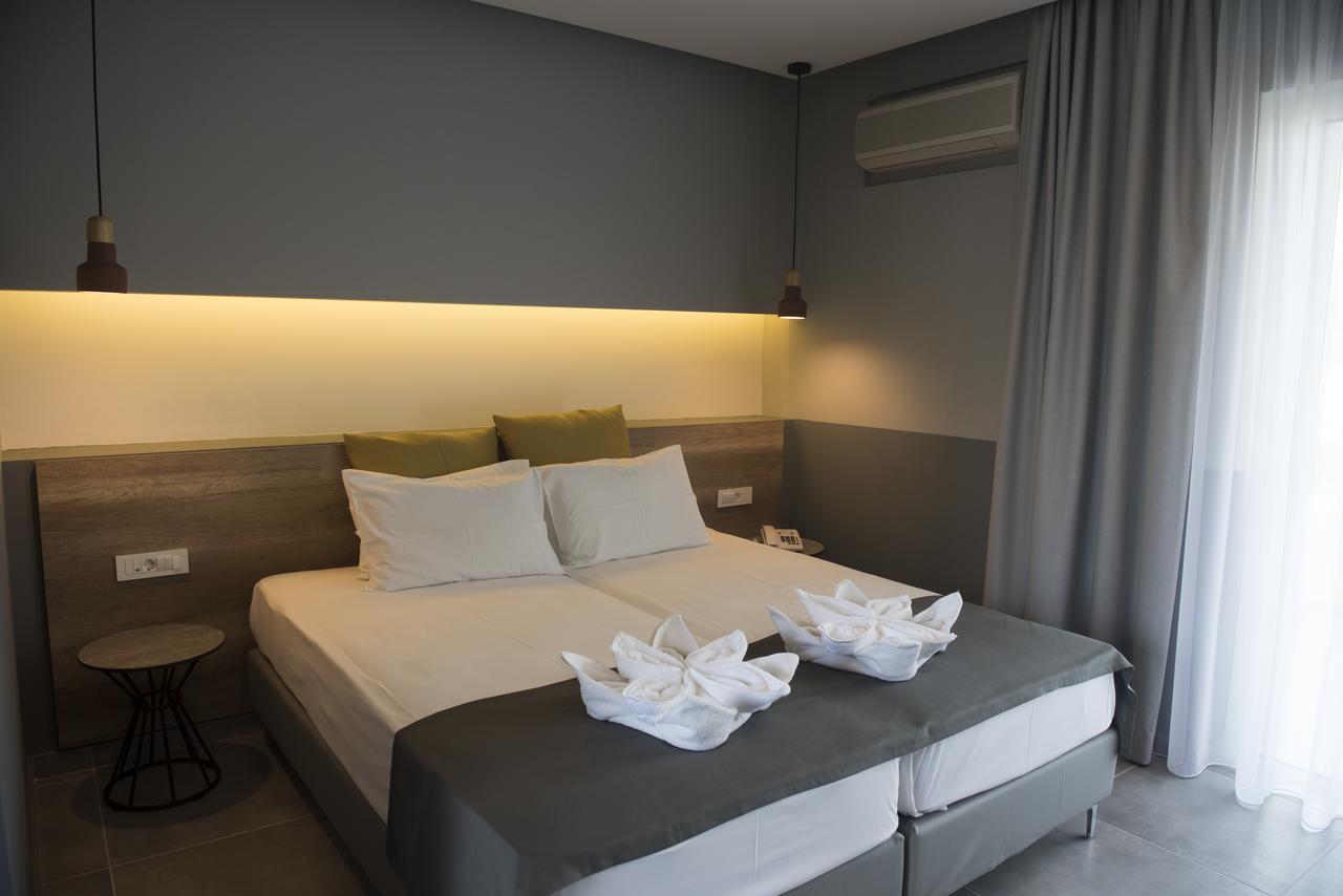Golden Star Relax Hotel - Adults Only 16 Plus Tigkaki  Bagian luar foto