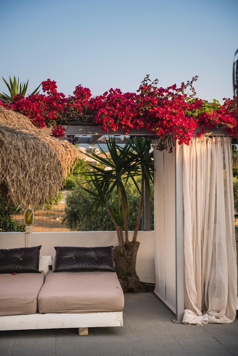 Golden Star Relax Hotel - Adults Only 16 Plus Tigkaki  Bagian luar foto
